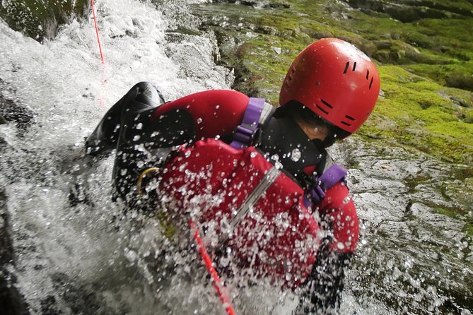 Canyoning in Snowdonia - The guide style: calm, patient, and practical