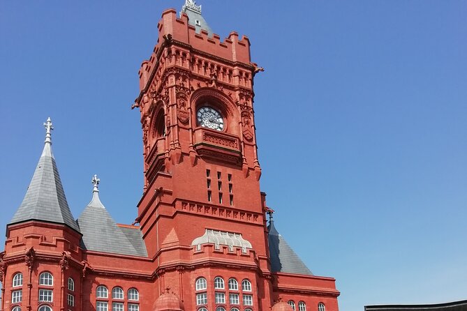 Cardiff Bay Private Guided Walking Tour - The guide matters: what Eugene’s style adds