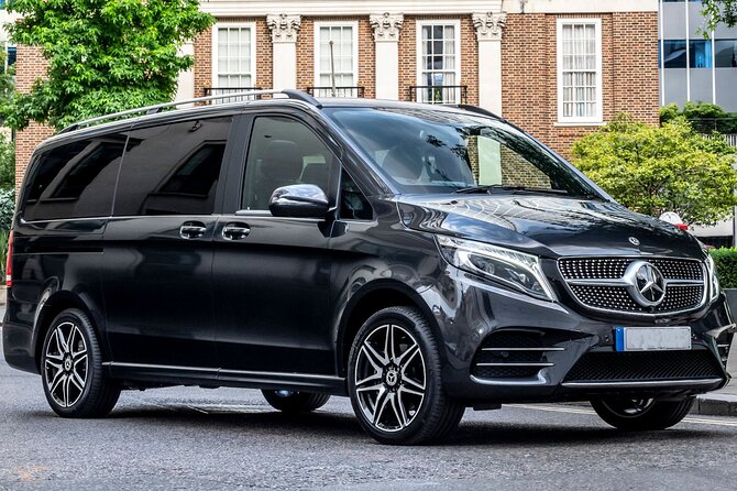 CO2-Offset| Arrival from CWL Airport to Cardiff by Luxury Vehicle - Why This Luxury Transfer Beats Taxi Lines