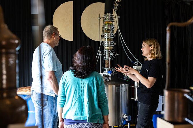 Distillery Tour - The 45-minute rhythm: what you’ll see and do at Silver Circle
