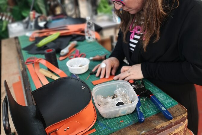 Leather workshops, Private classes - Getting to Little Man Garage and Starting on Time