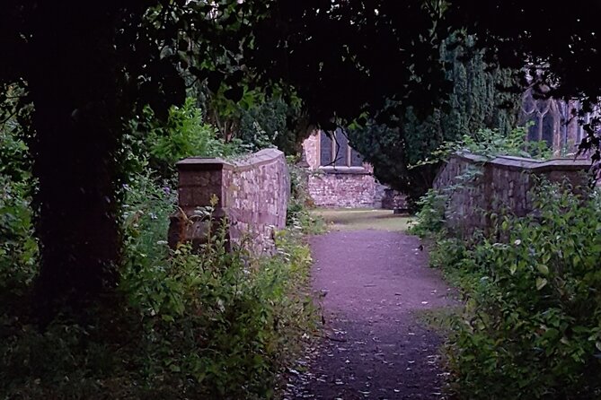 Llandaff's Ghosts: A Self-Guided Audio Tour - Who this tour fits best