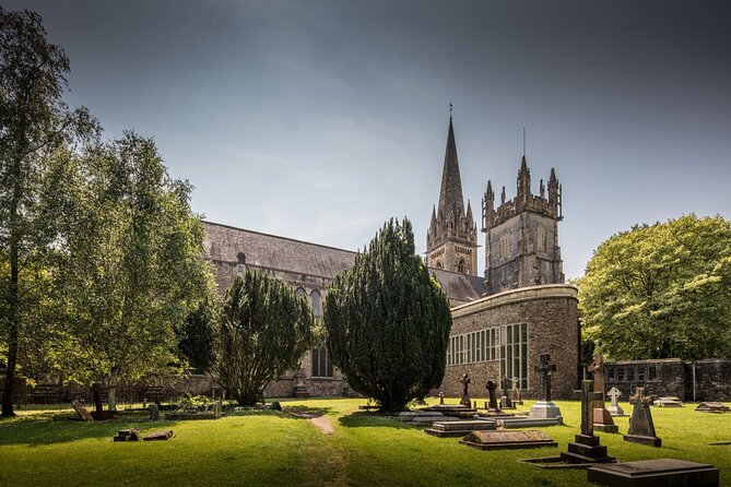 Llandaff's Ghosts: A Self-Guided Audio Tour - VoiceMap setup: lifetime access, offline audio, and GPS help