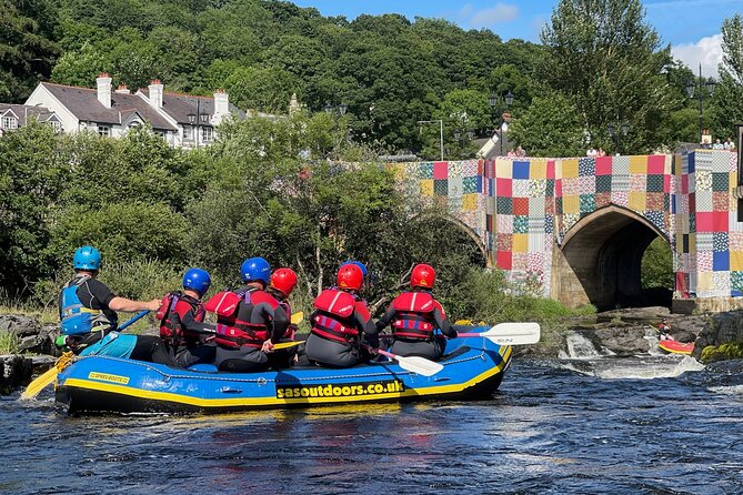 White Water Rafting Experience in River Dee in Llangollen - Safety briefing and clear instructions that keep you calm
